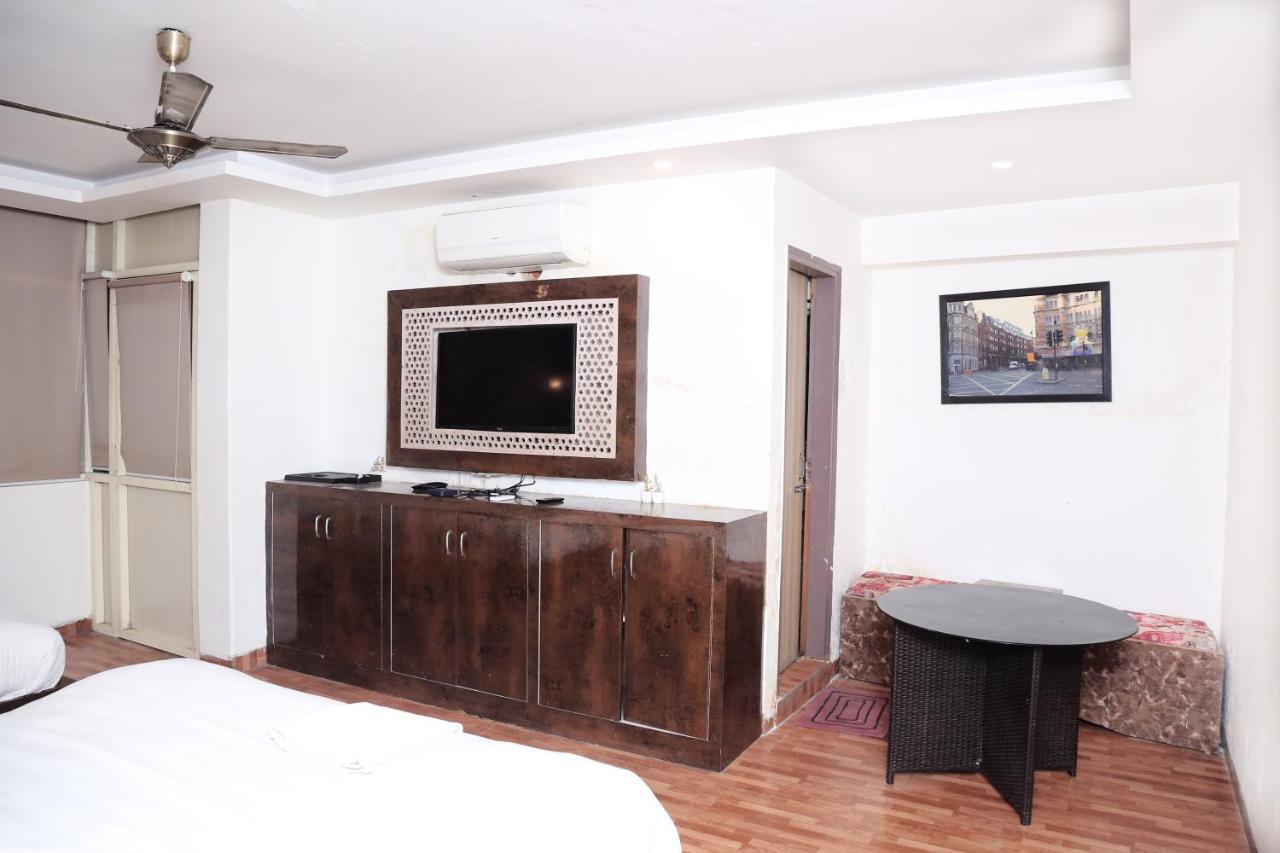 Plazzo Igi New Delhi
